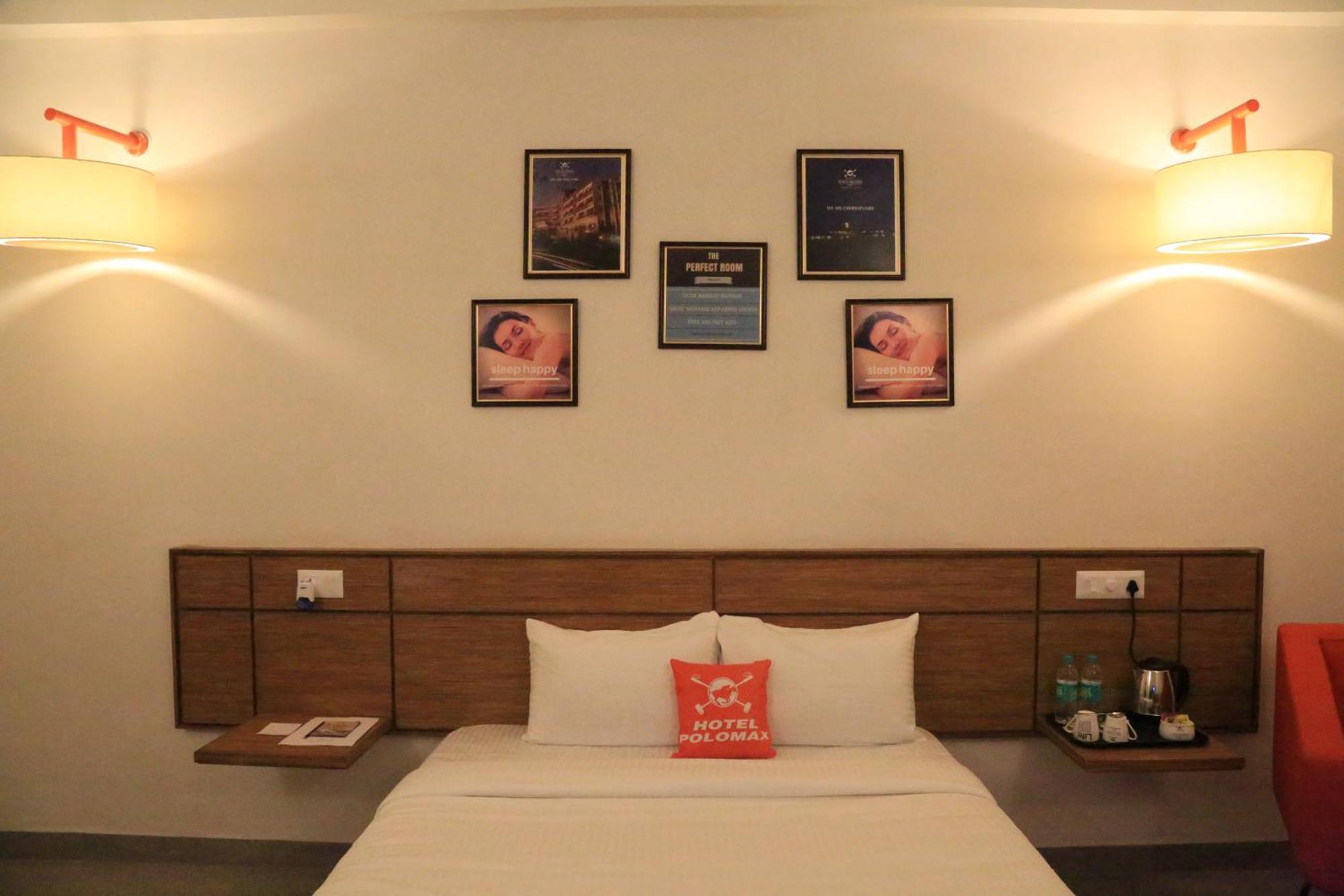 Max Hotels Jabalpur Δωμάτιο φωτογραφία