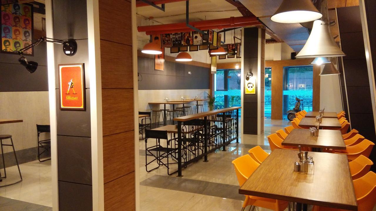 Max Hotels Jabalpur Εξωτερικό φωτογραφία