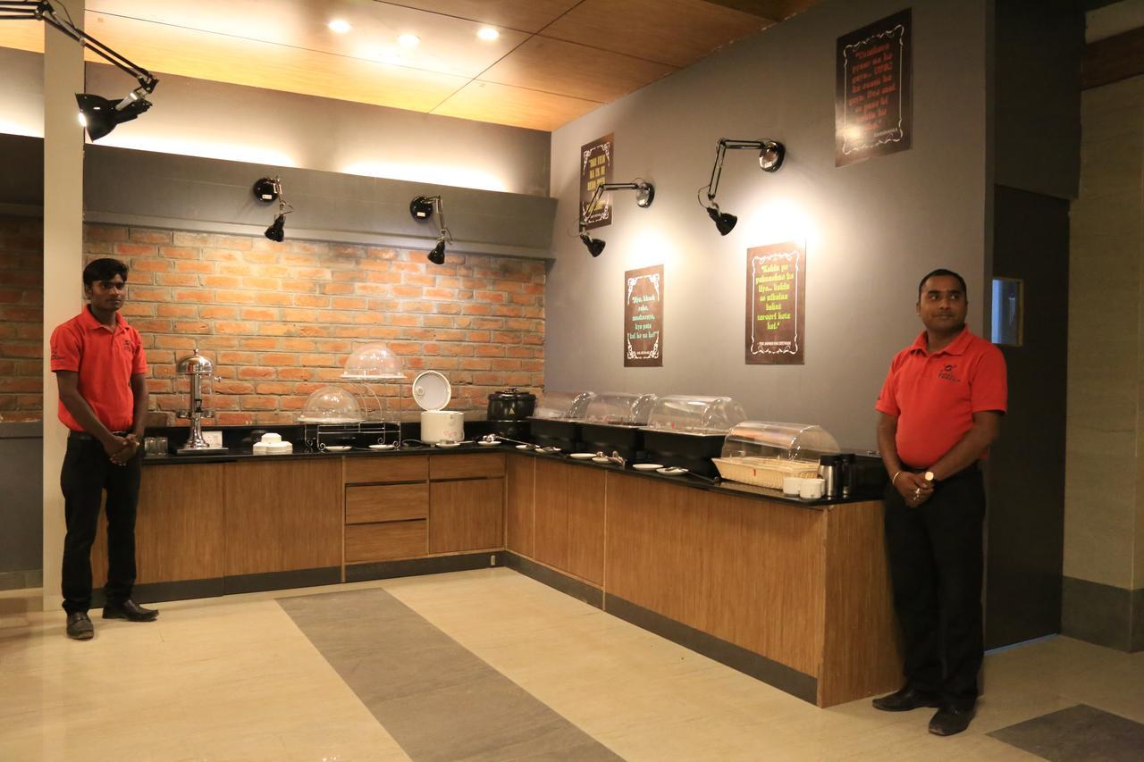 Max Hotels Jabalpur Εξωτερικό φωτογραφία